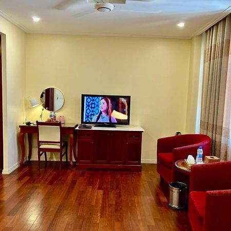 Khach San Sa Chi - Mong Cai Hotell Exteriör bild