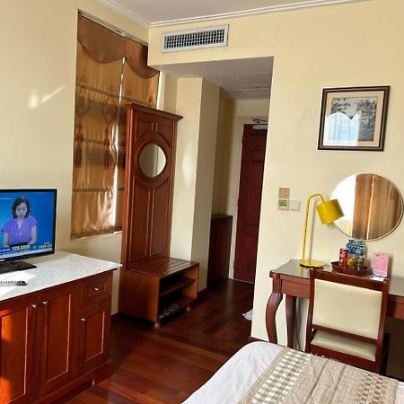 Khach San Sa Chi - Mong Cai Hotell Exteriör bild