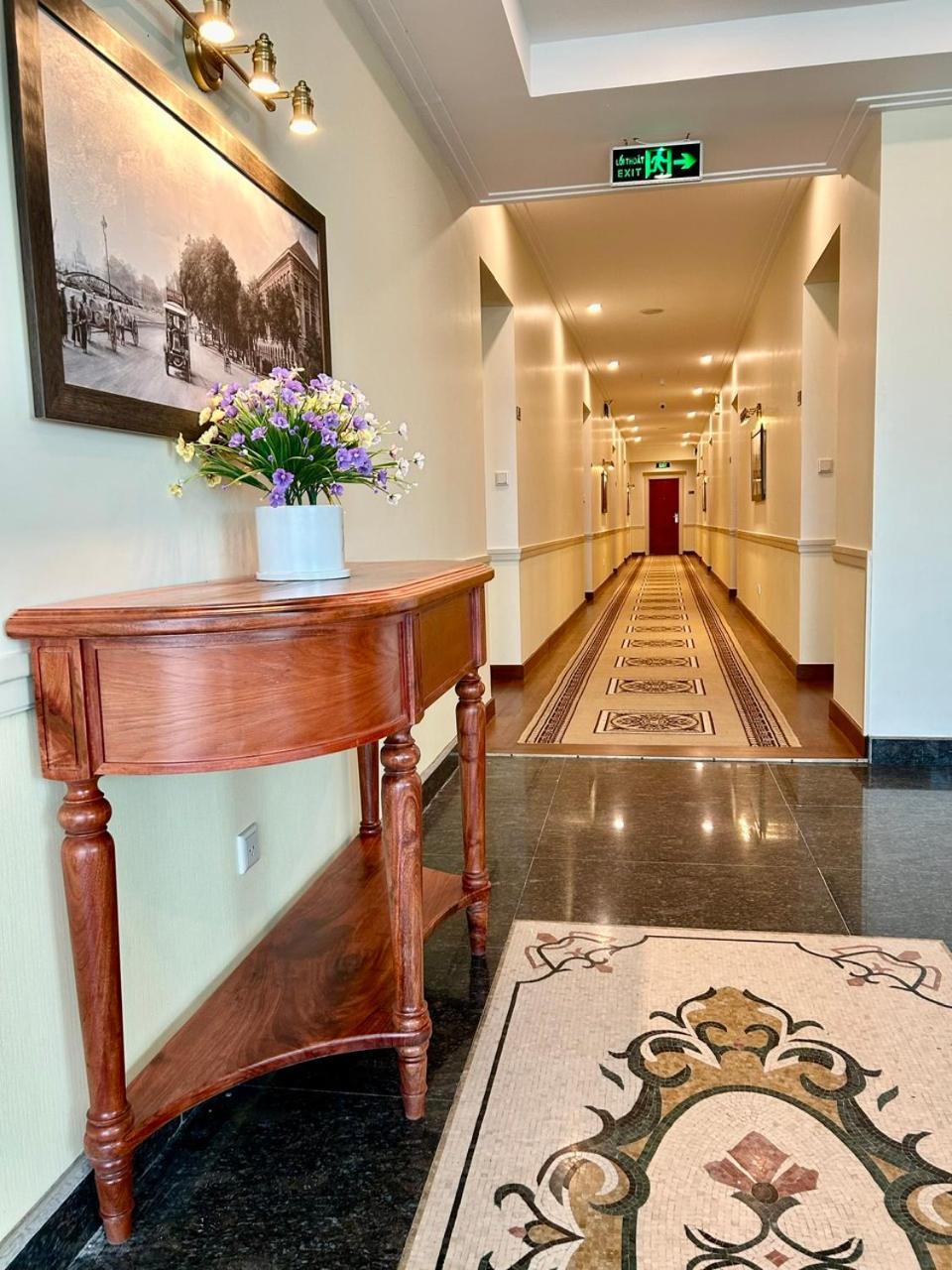 Khach San Sa Chi - Mong Cai Hotell Exteriör bild