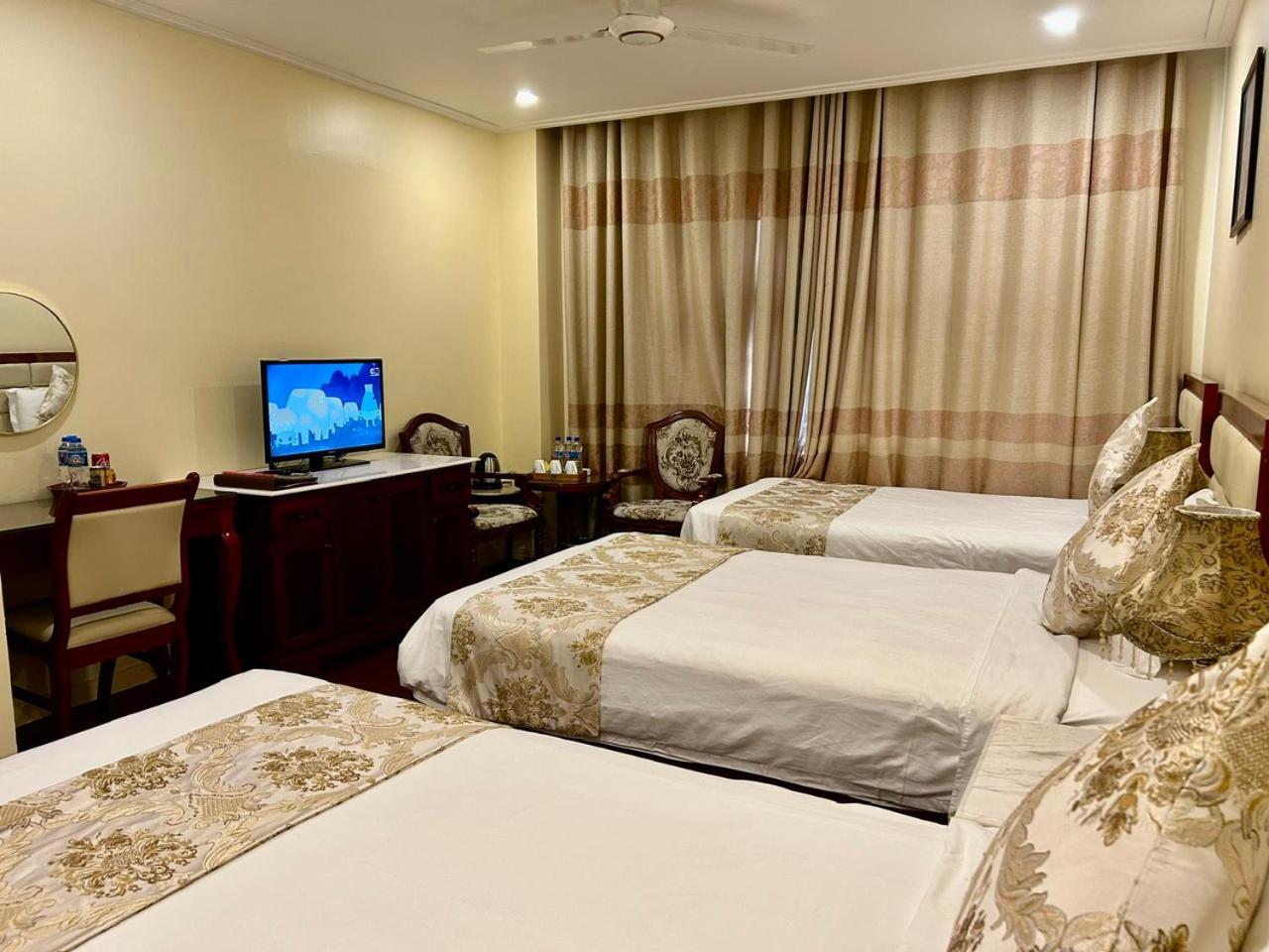 Khach San Sa Chi - Mong Cai Hotell Exteriör bild