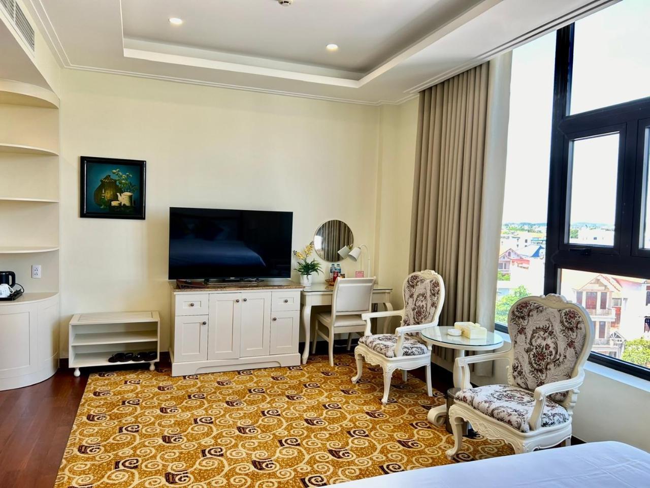 Khach San Sa Chi - Mong Cai Hotell Exteriör bild