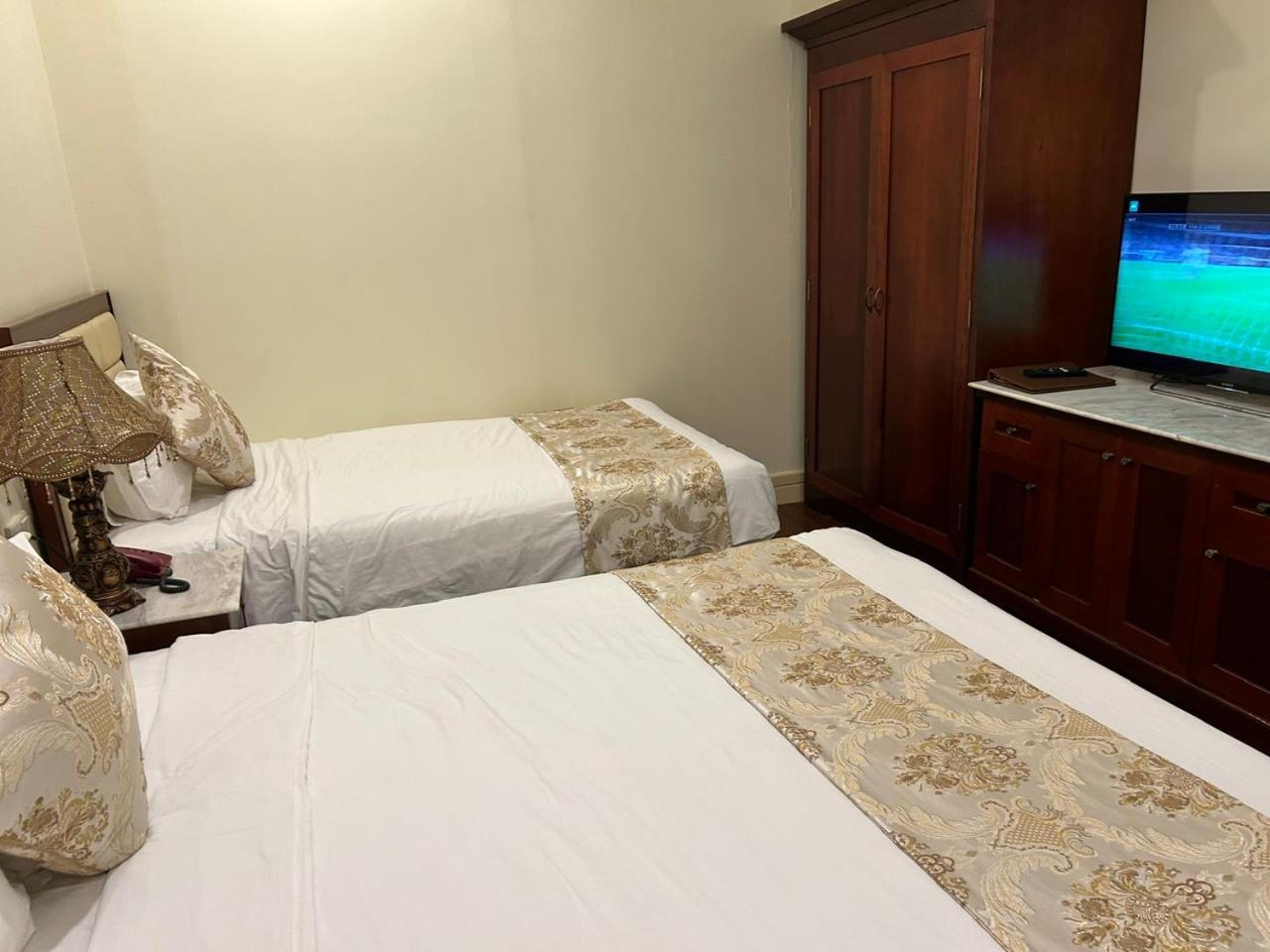 Khach San Sa Chi - Mong Cai Hotell Exteriör bild